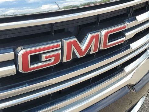 Certified 2021 GMC Acadia SLE w/ Driver Convenience Package image 32