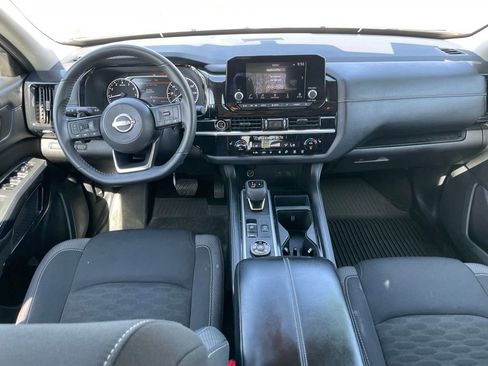 Certified 2023 Nissan Pathfinder SV w/ SV Premium Package AWD/4WD image 12