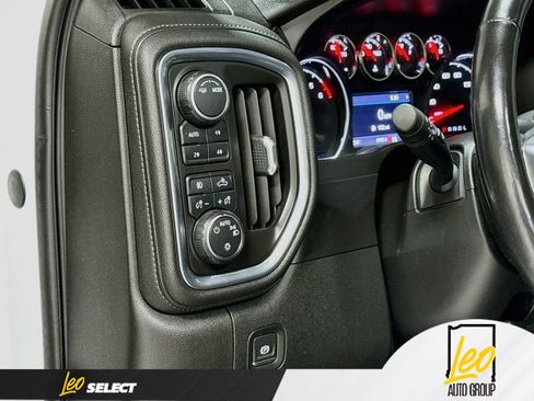 Used 2020 Chevrolet Silverado 1500 LT Trail Boss AWD/4WD image 13
