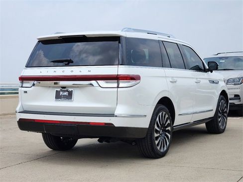 New 2024 Lincoln Navigator Black Label image 5
