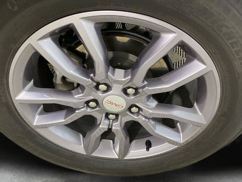 Used 2023 GMC Terrain SLT w/ LPO, Floor Liner Package FWD image 40