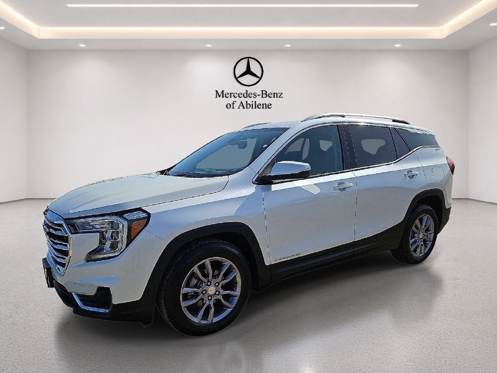 Used 2022 GMC Terrain SLT FWD image 2
