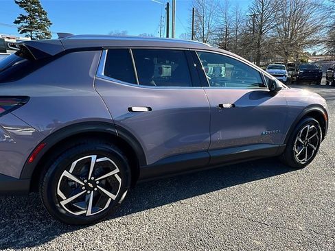 New 2026 Chevrolet Equinox EV LT image 5