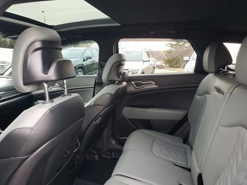 Certified 2023 Kia Sportage X-Line w/ X-Line Premium Package image 9