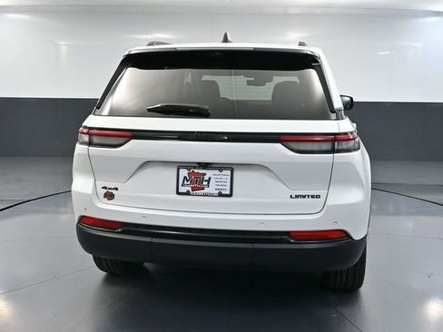Used 2024 Jeep Grand Cherokee Limited w/ Luxury Tech Group II AWD/4WD image 7