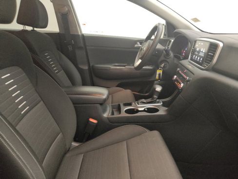 Used 2021 Kia Sportage LX w/ LX Fwd Popular Package image 21