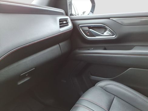 Used 2022 Chevrolet Tahoe RST w/ Luxury Package image 21