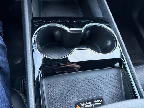 Used 2024 Chevrolet Blazer EV LT image 37