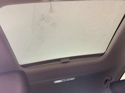 Used 2023 Volkswagen Jetta SE w/ Panoramic Sunroof Package FWD image 39