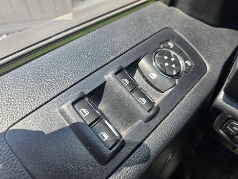 Used 2017 Ford F150 XLT w/ Equipment Group 302A Luxury AWD/4WD image 45
