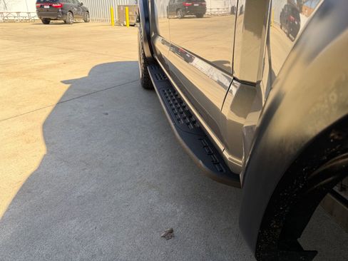 Used 2025 Ford F150 Raptor image 36