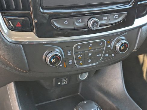 Used 2020 Chevrolet Traverse RS w/ LPO, Cargo Package image 16