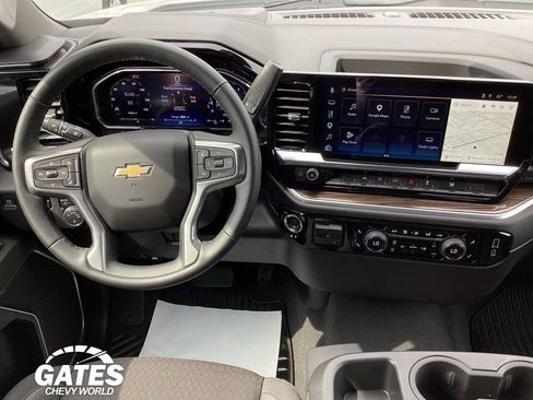 Used 2026 Chevrolet Silverado 1500 LT AWD/4WD image 15