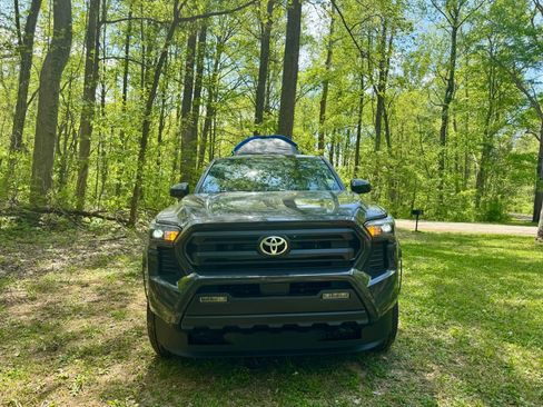 New 2026 Toyota Tacoma SR5 AWD/4WD image 13
