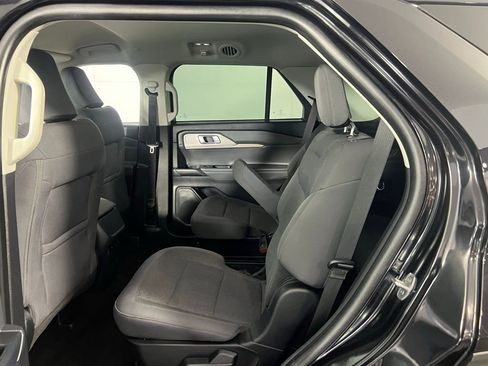 Used 2025 Ford Explorer Active image 24