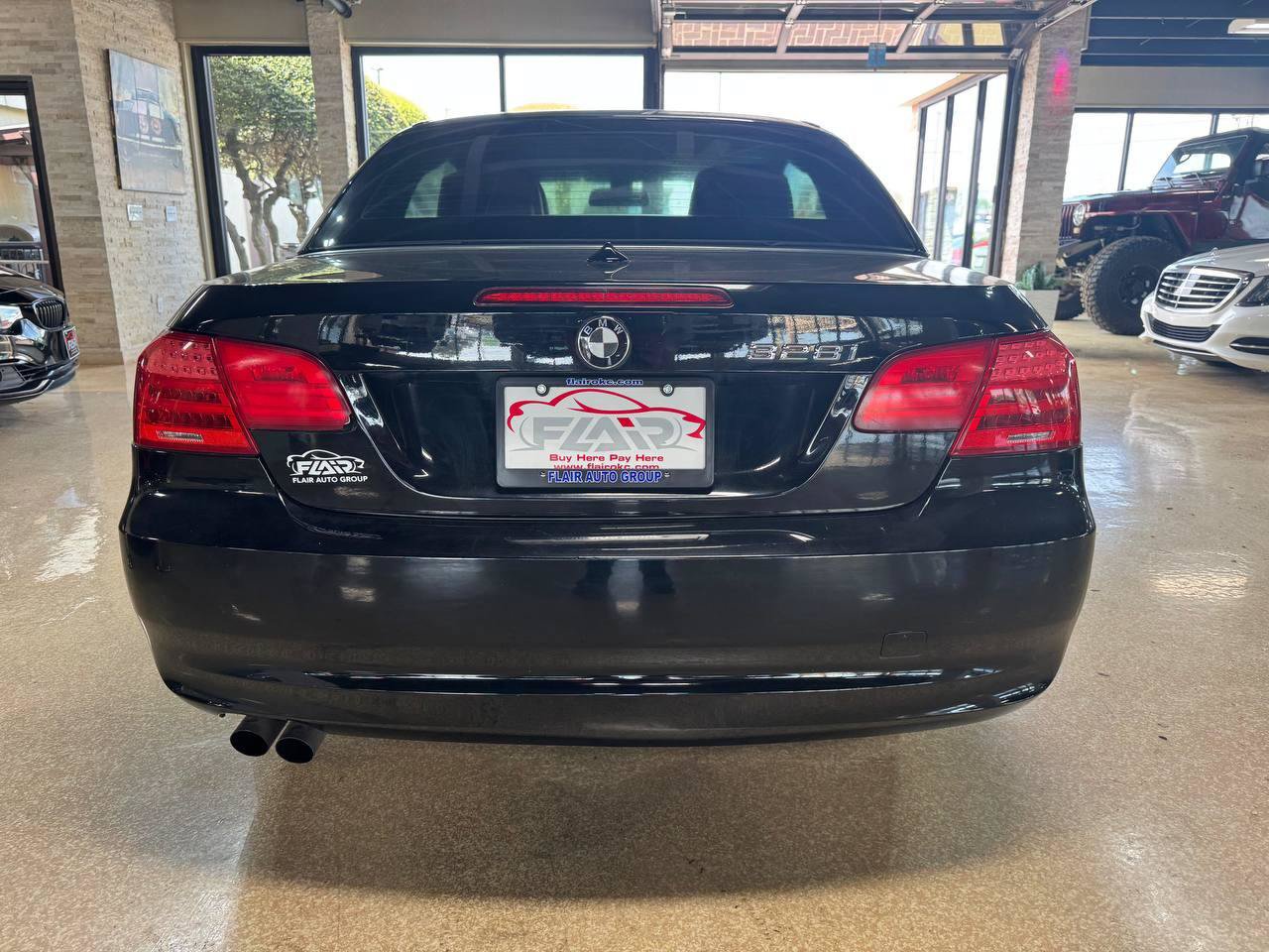 Used 2011 BMW 328i Convertible RWD image 6