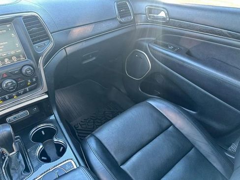 Used 2016 Jeep Grand Cherokee Summit image 17