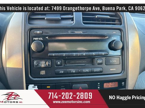 Used 2004 Toyota RAV4 2WD image 26