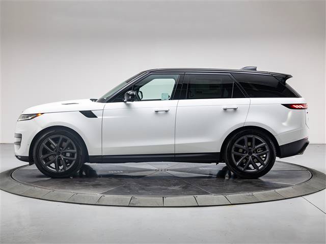 New 2027 Land Rover Range Rover Sport SE AWD/4WD image 2