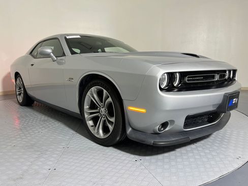 Used 2020 Dodge Challenger R/T image 7