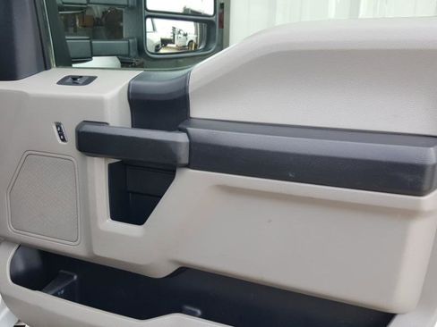 Used 2020 Ford F350 XL w/ Power Equipment Group image 20