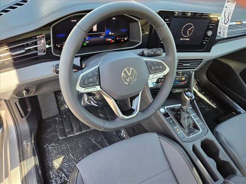 New 2026 Volkswagen Jetta SE FWD image 3