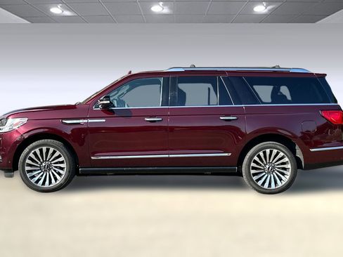 Used 2019 Lincoln Navigator L Reserve w/ Cargo Package image 2