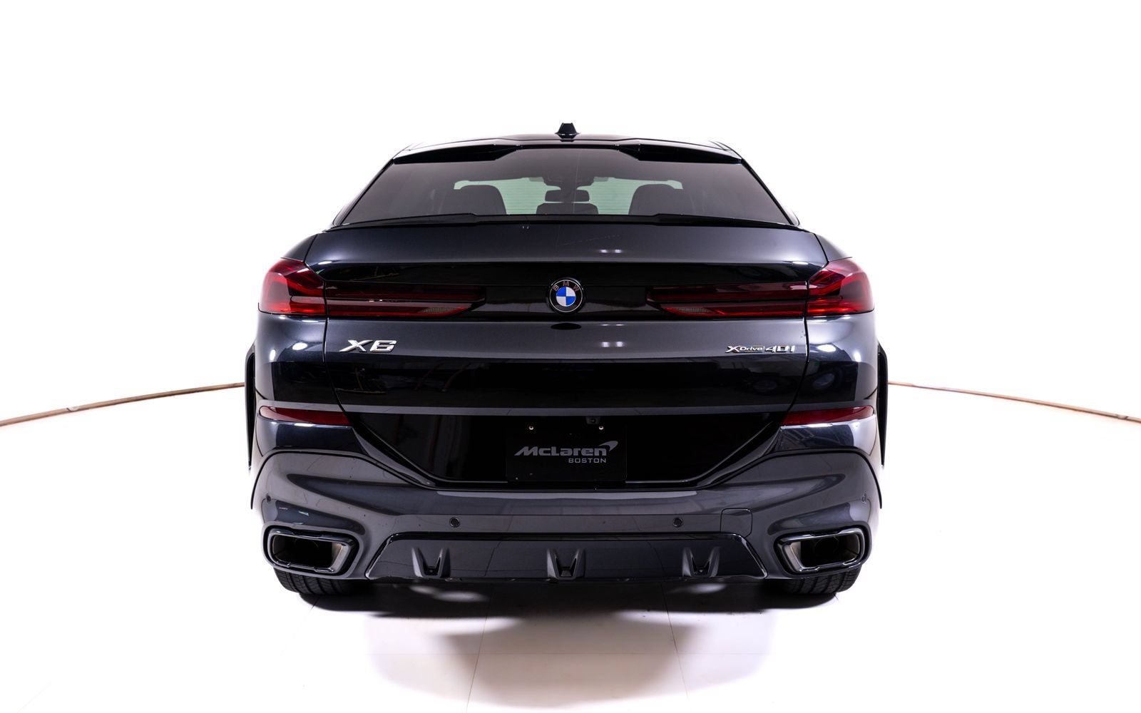 Used 2025 BMW X6 xDrive40i w/ Executive Package AWD/4WD image 4