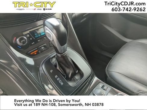 Used 2015 Ford Escape Titanium image 32