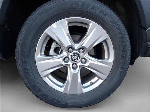 Used 2023 Toyota RAV4 XLE w/ Convenience Package AWD/4WD image 7