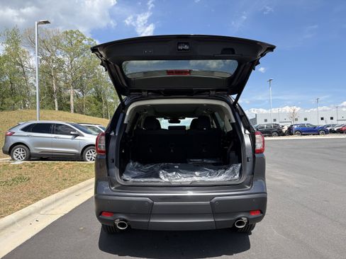 New 2026 Subaru Ascent Limited AWD/4WD image 11