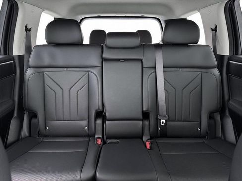 New 2026 Hyundai Santa Fe SEL image 16