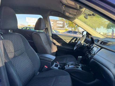 Used 2018 Nissan Rogue S image 30