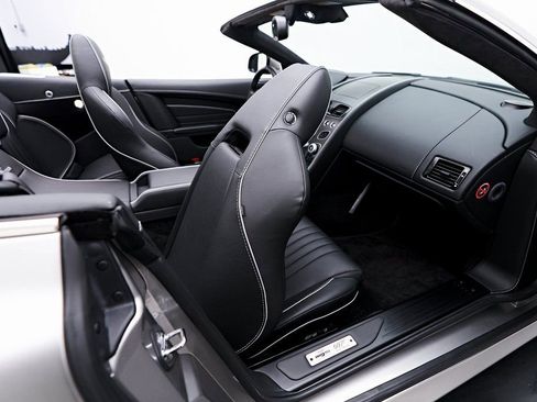 Used 2016 Aston Martin DB9 GT image 62