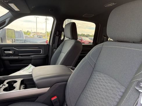 New 2026 RAM 2500 Big Horn AWD/4WD image 10