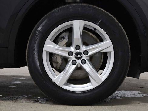 Used 2023 Audi Q5 2.0T Premium w/ Convenience Package image 12