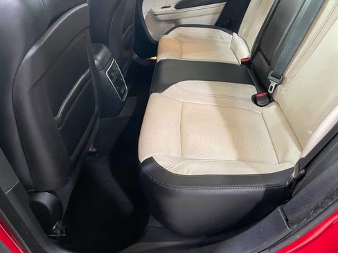 Used 2015 Dodge Charger SXT w/ AWD Plus Group image 19