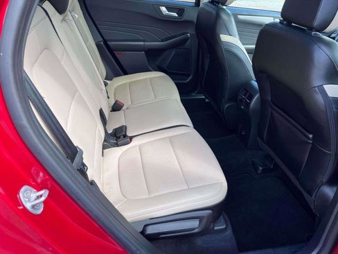 Certified 2022 Ford Escape SEL AWD/4WD image 21