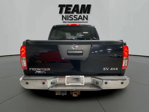 Used 2013 Nissan Frontier SV w/ SV Value Truck Pkg image 5
