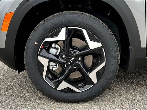 New 2026 Kia Seltos S image 13