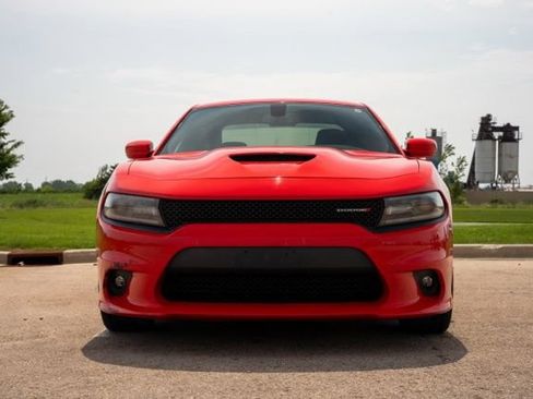 Used 2020 Dodge Charger R/T RWD image 2
