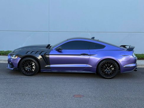 Used 2020 Ford Mustang GT Premium w/ GT Performance Package RWD image 3