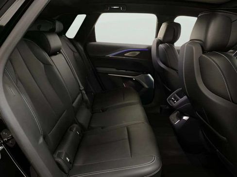 Used 2024 Cadillac Lyriq Luxury RWD image 56