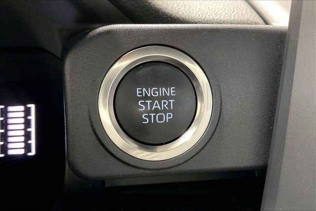 Certified 2025 Toyota 4Runner SR5 AWD/4WD image 37