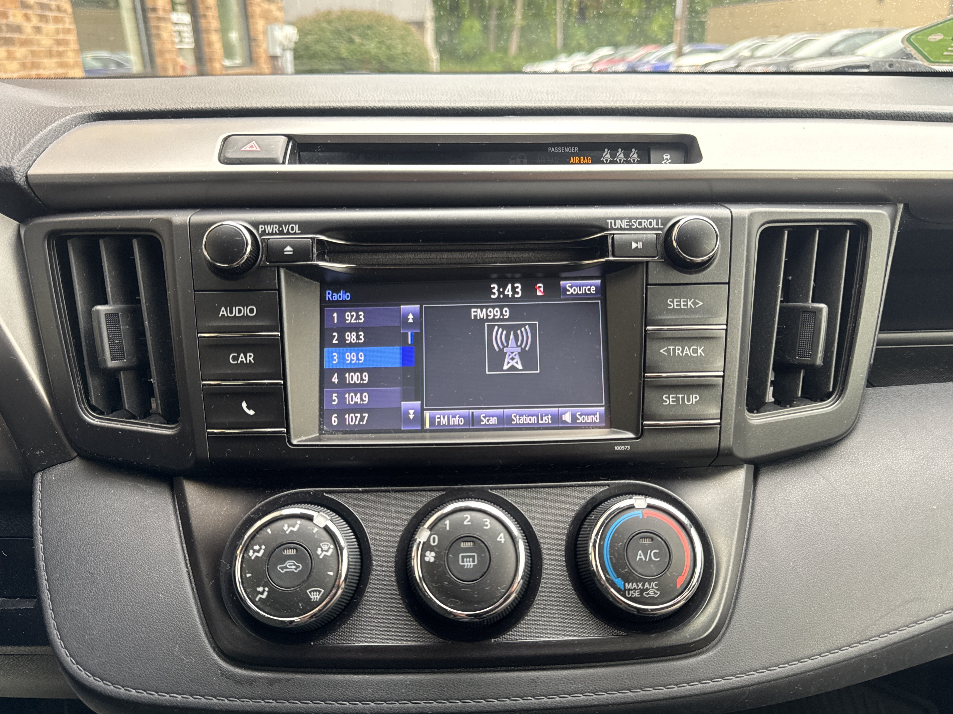 Used 2018 Toyota RAV4 LE w/ All Weather Liner Package AWD/4WD image 15