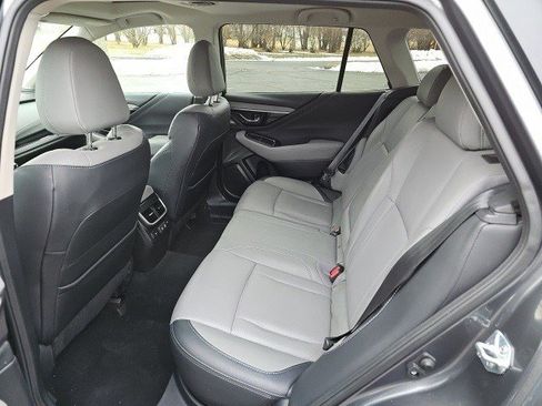 Used 2022 Subaru Outback Limited image 19