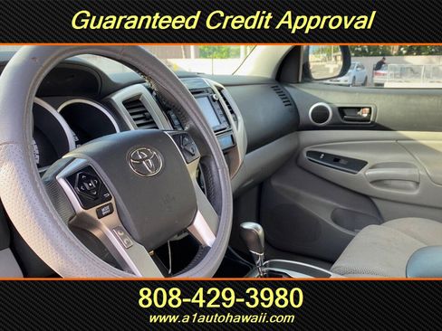 Used 2015 Toyota Tacoma 4x4 Double Cab image 9