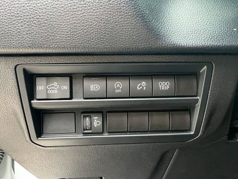 Used 2024 Toyota Tundra SR image 16