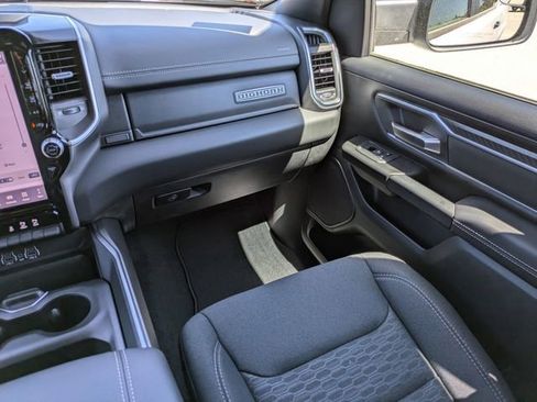 New 2025 RAM 1500 Big Horn AWD/4WD image 17