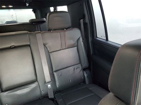 Used 2022 Chevrolet Suburban RST w/ Luxury Package image 14